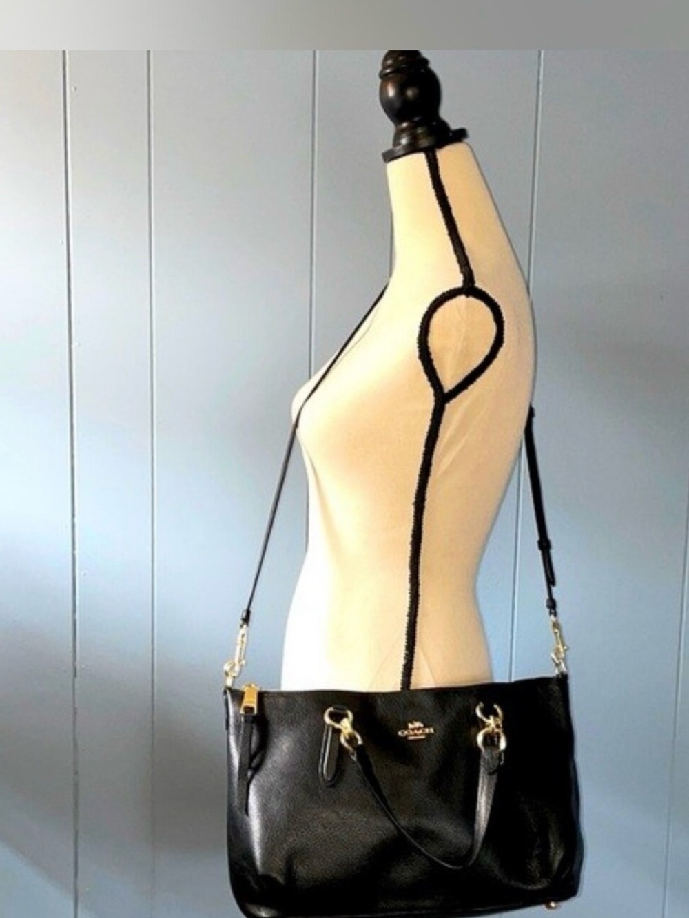 Coach Black Pebbled Leather Tote with Gold Hardware & Bow Charm - Picture 2 of 3